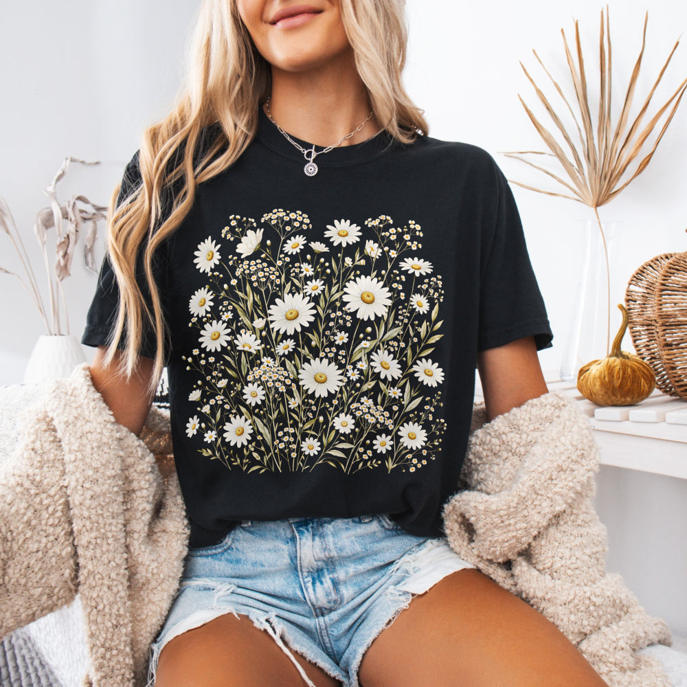 The Daisy Field Tee