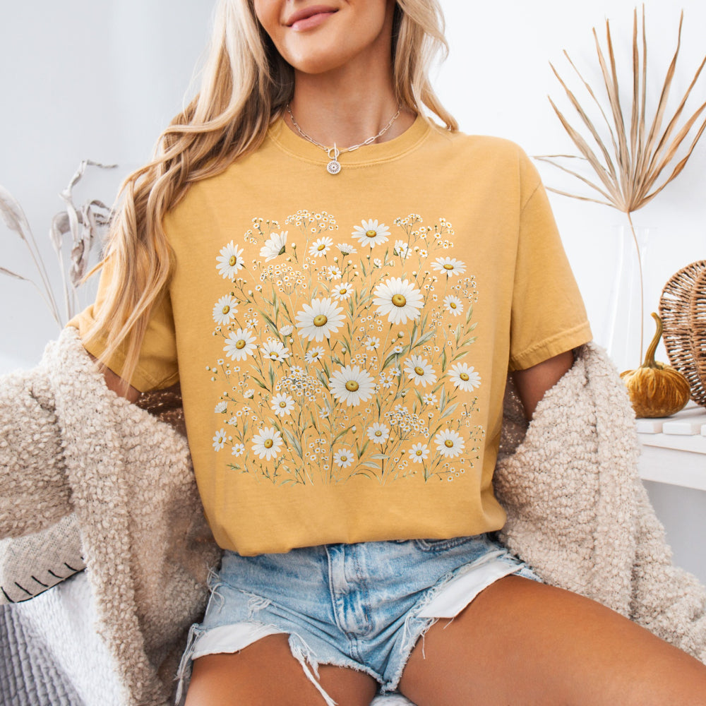 The Daisy Field Tee